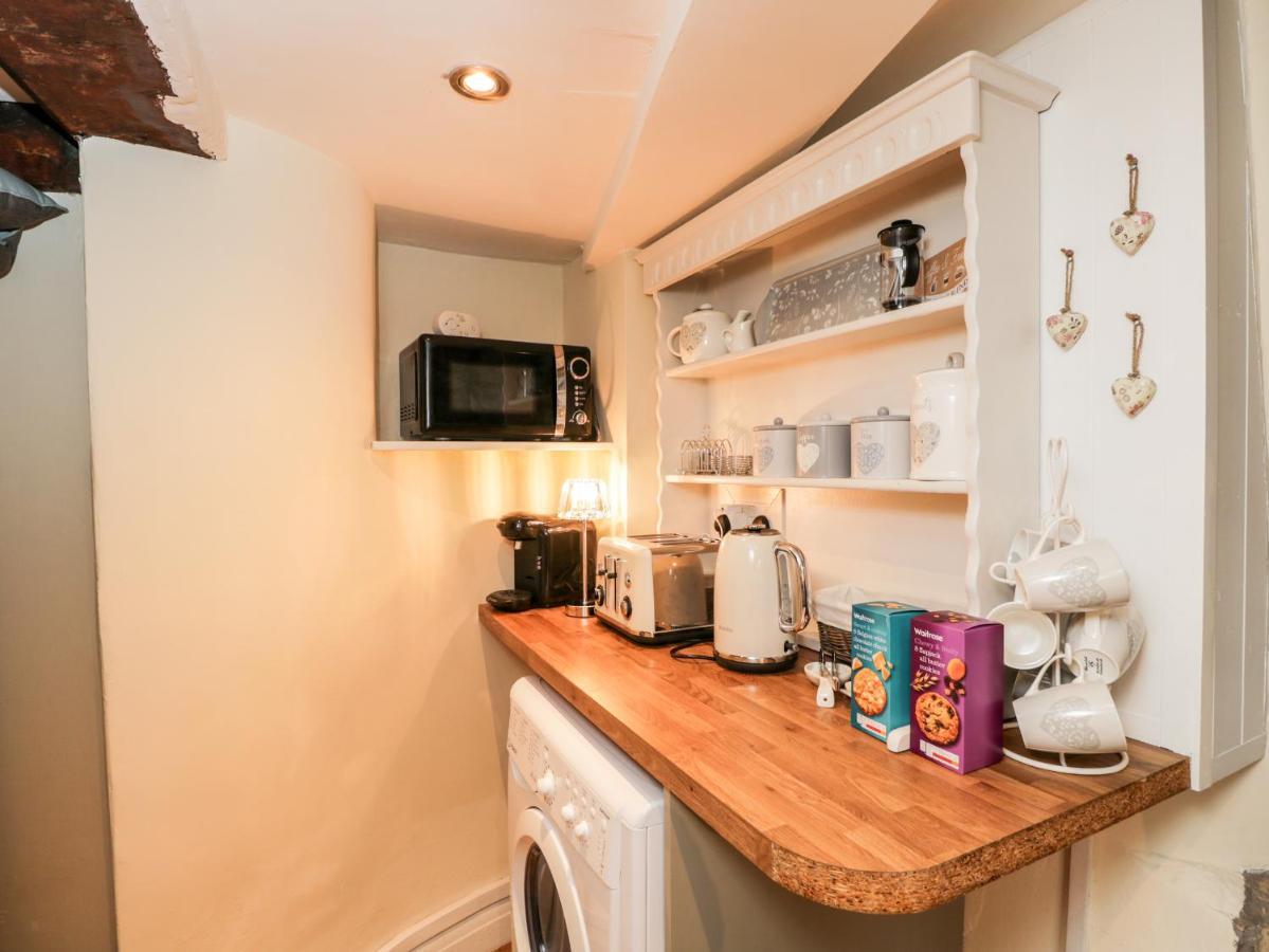 Corner Cottage Малмсбъри Екстериор снимка